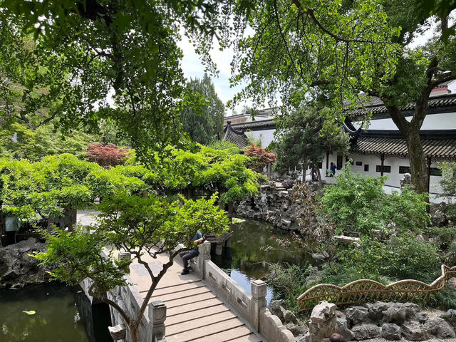🪷 Lion Grove Garden 狮子林 — Rock Maze Meets Tranquility in Suzhou