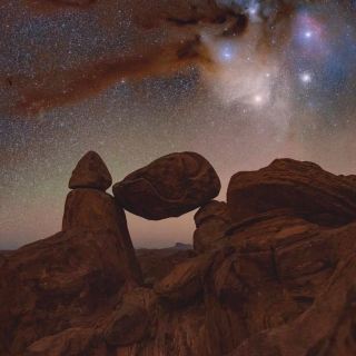 Feel the Power of Nature with the Majestic Scenery of Balanced Rock at Big Bend National Park