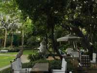 Bangkok City Walk: A Century-Old Tycoon's Estate! 🌳🏡