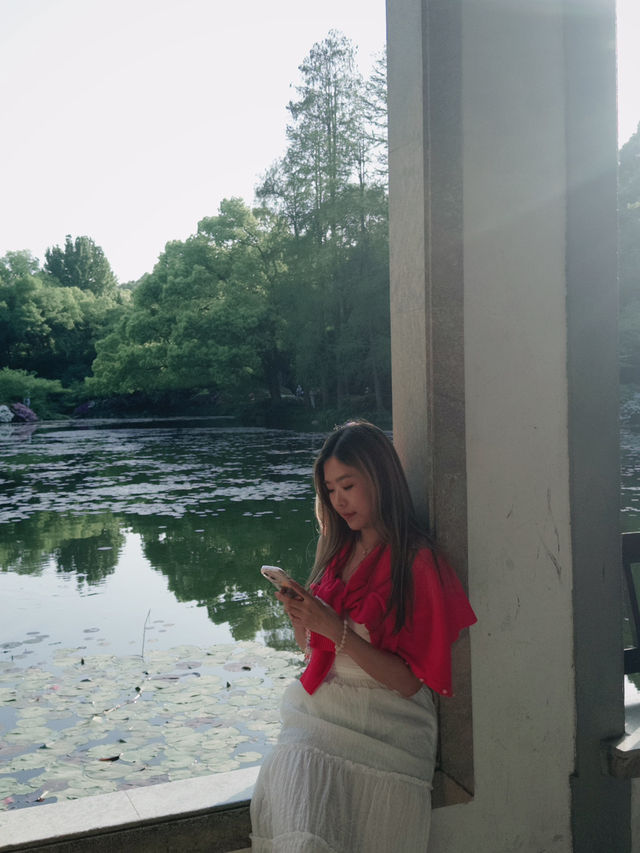 เดินเล่นใน Hangzhou Botanical Garden