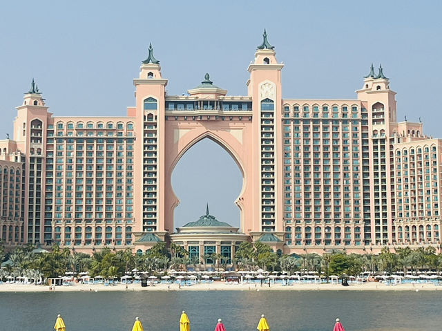 Living the Palm Life: Dubai’s Iconic Escape
