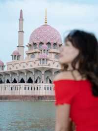 🇲🇾Pink Mosque (Masjid Putra) in Putrajaya,Kuala Lumpur, Malaysia