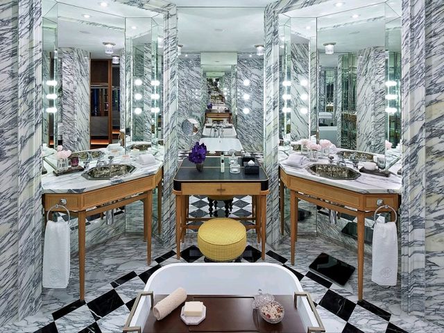 Beautiful Hotel