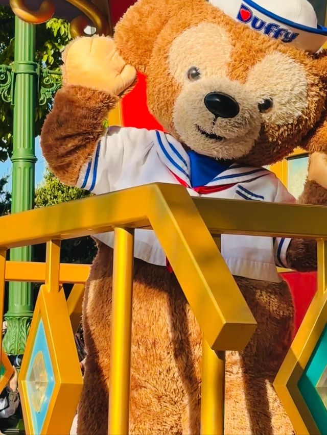 Magic Has No Age Limit – Discover the Wonder of Shanghai Disneyland