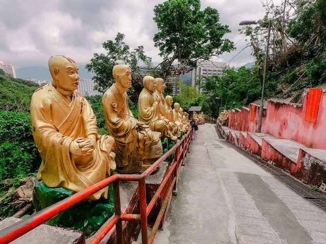 วัดหมื่นพุทธ