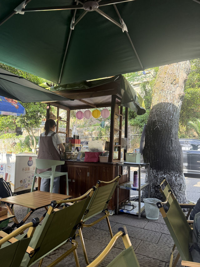 หมู่บ้านชาหลงจิ่ง (龙井村 / Longjing Village)