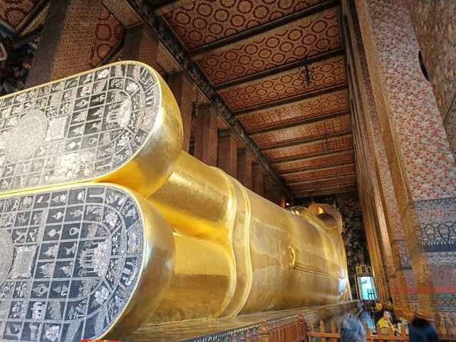 曼谷臥佛寺，一場心靈與文化的洗禮。