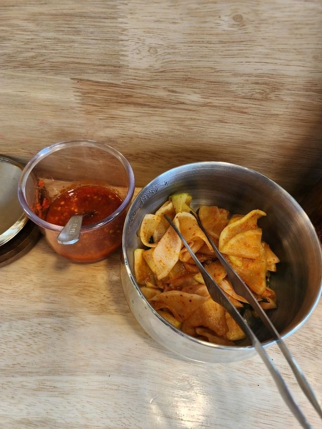 【ソウル🇰🇷弘大】メニューは1つで勝負！なラーメン屋さん
