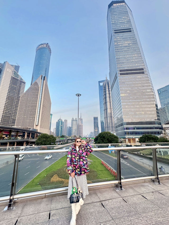  Lujiazui 陆家嘴 ลูเจียจุ่ย