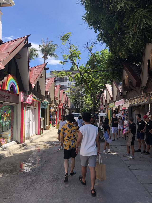 Boracay Bliss: Your Ultimate Guide to Island Paradise! 🏝️