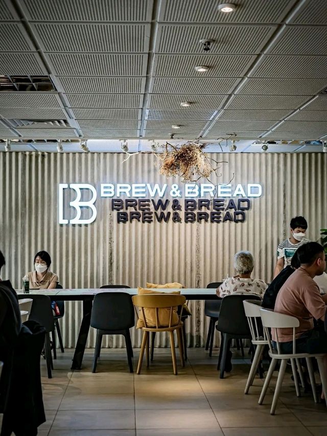 Brew N Bread Cafe