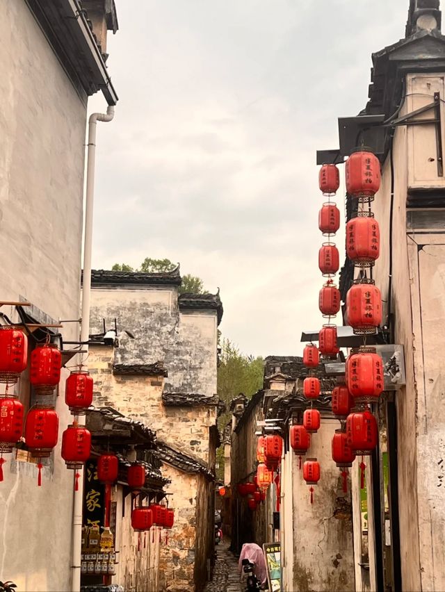 From Silver Screen to Real Scene: Discover Hongcun