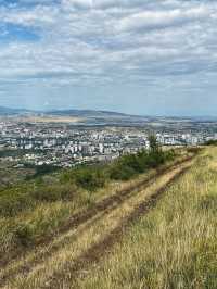 Lazy Loops Around Lisi Lake