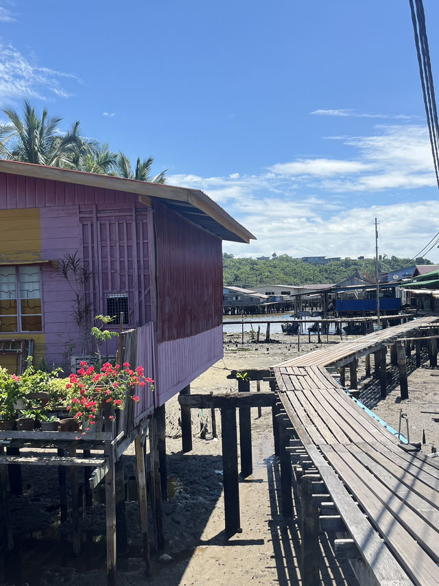 🛶 Brunei Water Village – Kampong Ayer Floating Legacy 💦