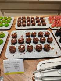 Finger-Licking Feast at Jakarta Hall, The Westin Hotel