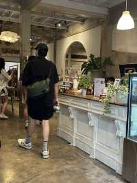 Kiss Me Doll and Friends: คาเฟ่สุดคิ้วท์
