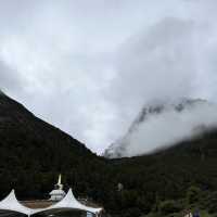  🌄 Gongga Lake (贡嘎错): A Gentle Trek with a Big Reward