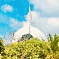 🌄✨ *Mihintale: Sri Lanka’s Sacred Mountain of Buddhism* 🏛️🙏