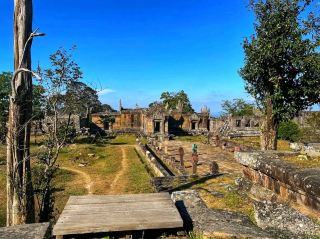 Preah Vihear Temple: The Cliff-Top Masterpiece of the Khmer Empire 🇰🇭