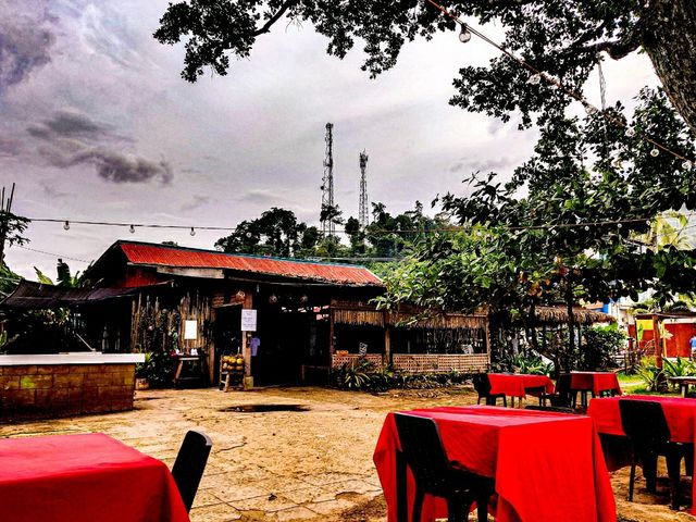 Seafront Dining at The Red Turtle!