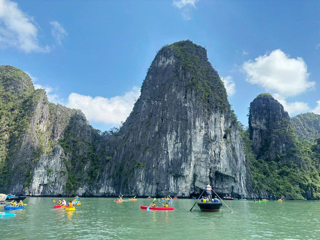 探索神秘的跳島之旅～下龍灣