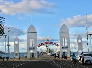 🌅 坎寧安碼頭和吉朗海濱－海灣懷舊