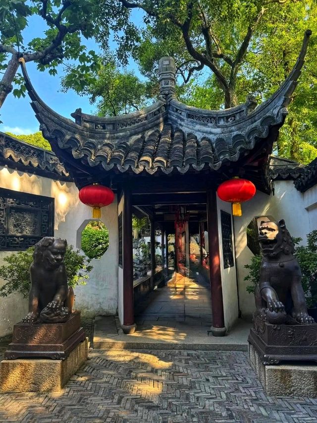 🌸 Yu Garden – A Timeless Gem in Shanghai🌿