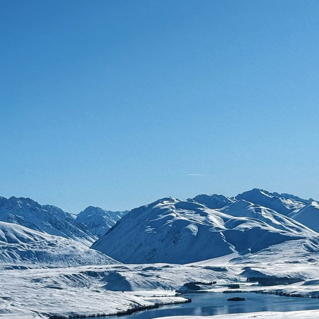 Astro Café – Stargazer’s Retreat at Mount John, New Zealand