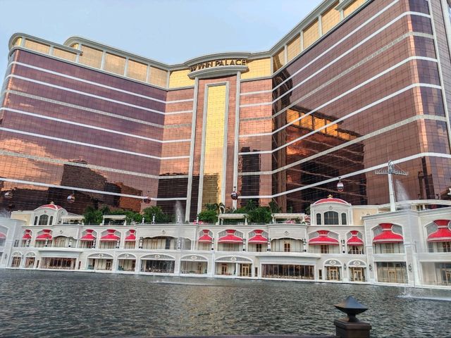 Macau at Night: Neon Dreams & Must-See Spots 🌃✨