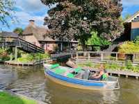 Giethoorn: A Unique Boating Experience