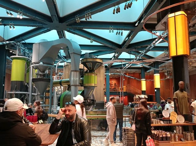 Milan Starbucks Reserve Roastery