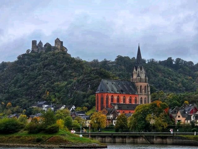 🏞️ Rhine Gorge – The Legendary Heart of the Romantic Rhine 🏞️ Rhine Gorge – The Legendary Heart of the Romantic Rhine