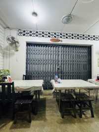 ร้านอาหารภูเก็ตที่ต้องแวะ “ต้นมะยม” อร่อยแบบบ้านๆ