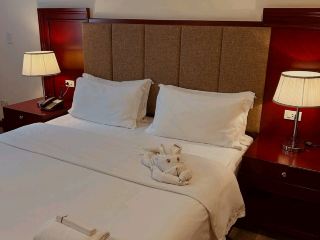 🍹City vibes, amazing eats, and genuine Filipino hospitality—Swiss-Belhotel Blulane is your gateway to Manila’s rich history and buzzing Binondo food scene! The unbeatable location puts Chinatown and classic landmarks right at your doorstep, making every moment Insta-worthy and every bite unforgettable. 💫

Nestled at 609 Tomas Mapua St, Swiss-Belhotel Blulane nails convenience—whether you’re arriving by LRT/MRT or grabbing nearby parking, the city is literally at your feet. The staff shine here: from the front desk to housekeeping and security, you’ll feel the warmth of true Filipino service. Explore Binondo’s famous food streets, wander to heritage churches, or snap vibrant city shots just steps outside the lobby. 📸 Pro tip: You’ll find deals for in-house dining if you join as a member, plus loads of local cheap eats around every corner.

Where to capture the best memories? Start with the panoramic window views over old Manila, then hit the hotel’s elegant lobby for those classy #OOTD shots. For foodies, a stroll through Binondo—especially at golden hour—serves up the city’s neon colors in every frame. 

Featured Insider Tips:
1. Early Morning Binondo Walks: Catch Binondo’s energetic pulse before the crowds—try local breakfast treats from roadside vendors and get candid street photos without the bustle.
2. Lobby Lounge for Golden Hour: The hotel’s lounge lighting is perfect for sunlit selfies or group shots with city views.
3. Member Restaurant Discounts: Sign up for membership at check-in for instant savings—sample local specialties at the in-house restaurant and spend less!

Book your stay through trip.com for exclusive deals. Pack comfy shoes for the walking tours and use the hotel’s helpful staff for insider directions. Don’t skip a sunset stroll along Ongpin Street for epic city photos!
#Manila #CityHotel #FoodieTravel #Binondo #TravelTips