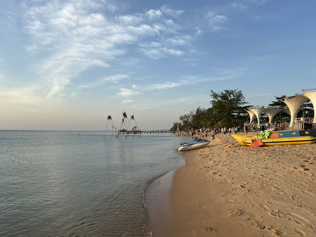 🇻🇳在日落前 90 分鐘，把 Sunset Sanato Beach Club 變成你的海上遊樂場🎡🛝｜親子戲水SOP、光線攝影腳本、票價與地址一次給你
