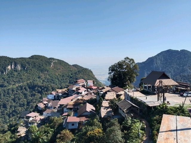 เติมป่าเติมดอยกับผาฮี้ที่เชียงราย