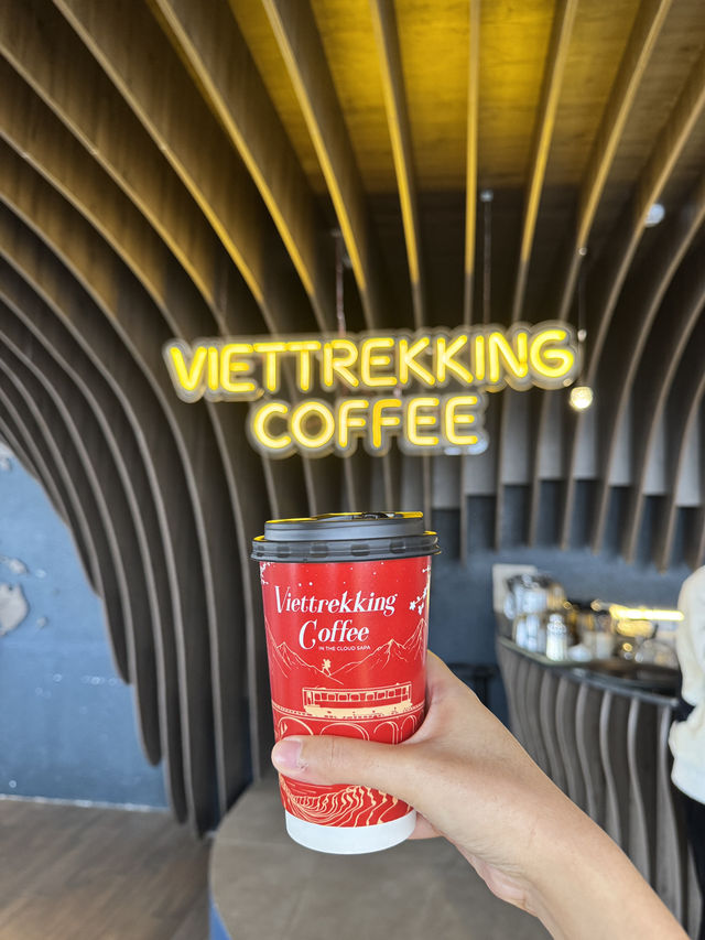 ⭐ รีวิวคาเฟ่ Viettrekking – ซาปา ⭐ รีวิวคาเฟ่ Viettrekking – ซาปา