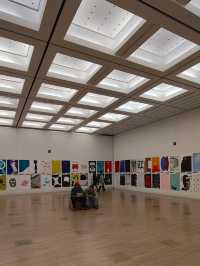 東京國立新美術館 光影與幾何之美