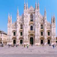 The Ultimate Milan Bucket List Stop: Duomo di Milano 🏰✨