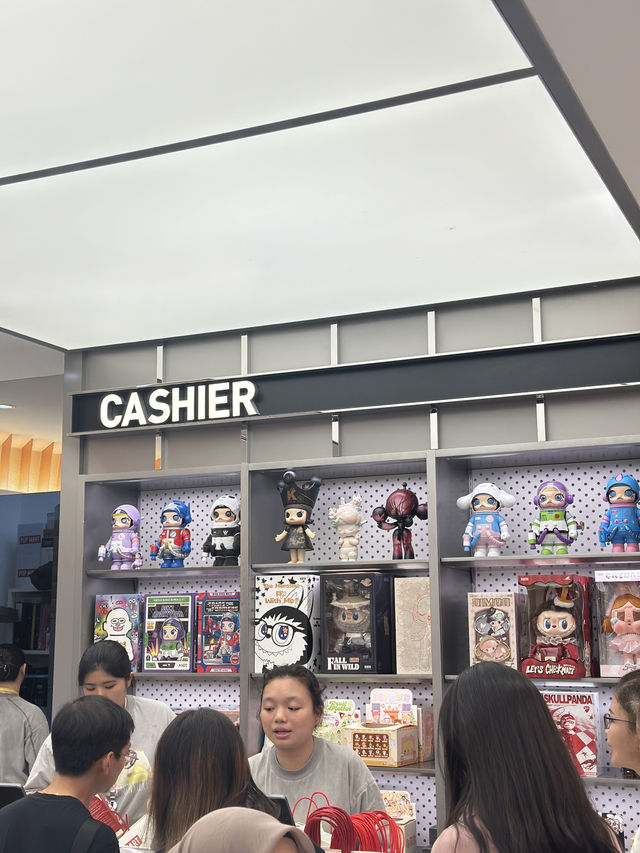 Bangkok vs Malaysia: Pop Mart Showdown & Exchange Gift Ideas 🎁