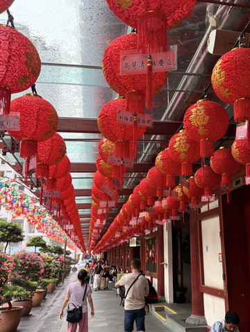 シンガポールに行ったらここは必見！チャイナタウンの『仏牙寺』の圧倒