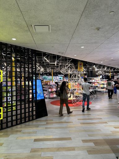 バンコク女一人旅】日本発の総合雑貨店！ロフトで探すタイ土産
