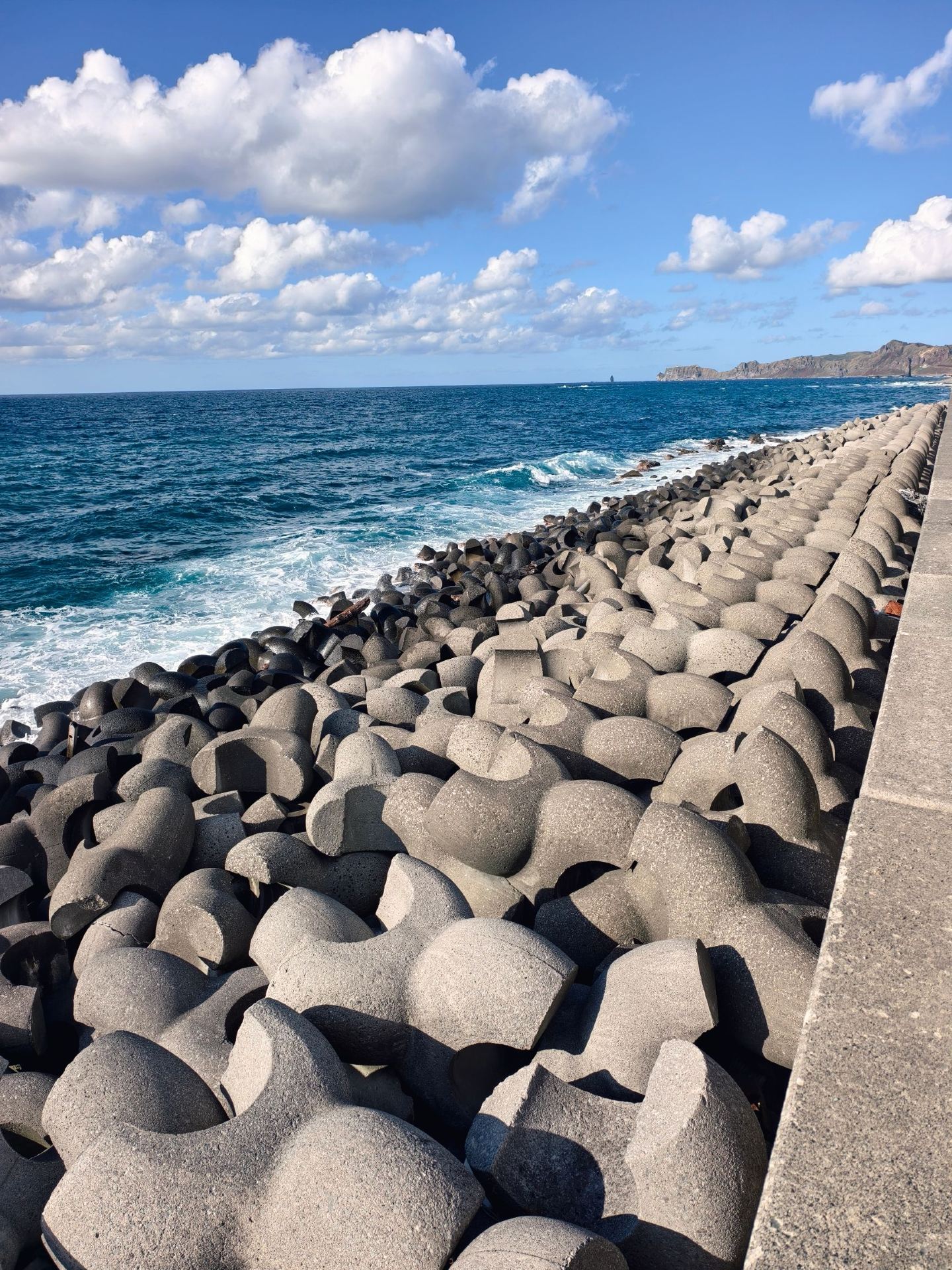 Raw cliffs, insane blue ocean, endless wind — welcome to Shakotan