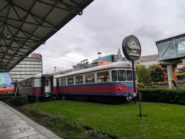 ラパス、中央駅前