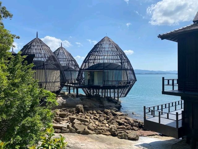 “The Ritz‑Carlton Langkawi: Secluded Rainforest Luxury with Butler‑Style Hospitality”