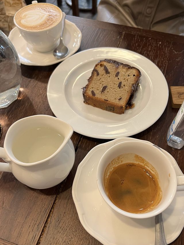 🇫🇷파리 역사 깊은 커피를 맛볼 수 있는 café verlet 