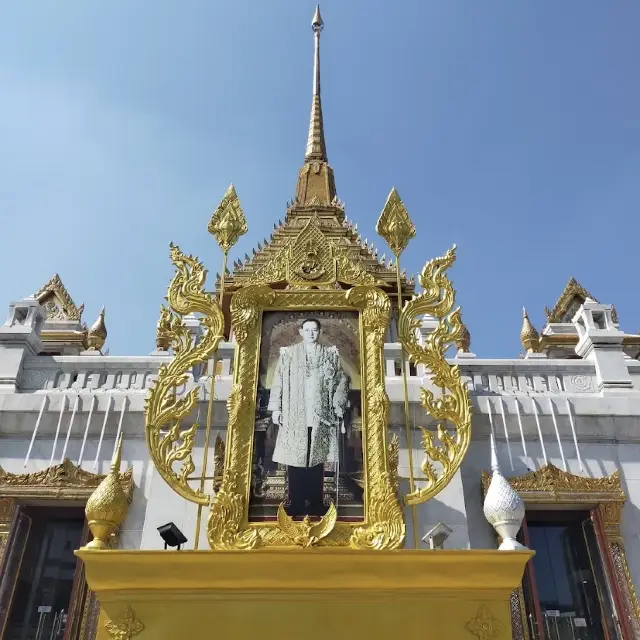 Wat Traimit Wittayaram Thailand