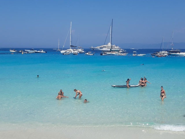 Voutoumi beach Antipaxos 🏖️