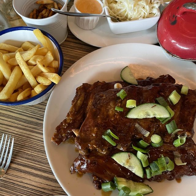 一間以荷蘭傳統家常菜嘅溫馨餐廳 一間以荷蘭傳統家常菜嘅溫馨餐廳