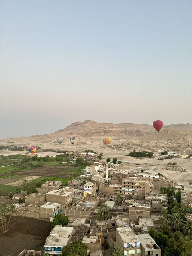 Balloon ride over Luxor ☀️🎈